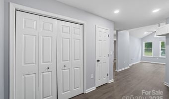 419 Alpha St, Charlotte, NC 28205