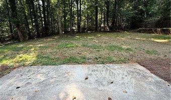 6211 Emerald Springs Dr SE, Acworth, GA 30102