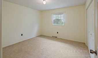 762 George Eggers Rd, Banner Elk, NC 28604