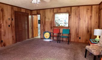 163 N Washington St, Alderson, WV 24910