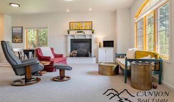 2307 Cougar Ave, Cody, WY 82414