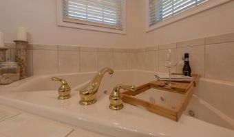 5265 BEAR HOLLOW Ln, Amissville, VA 20106