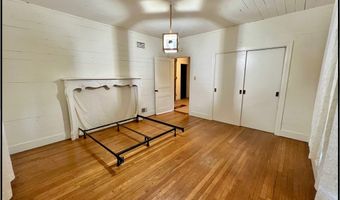 202 Bates St, Batesville, MS 38606