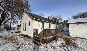 317 S 10th St, Aberdeen, SD 57401