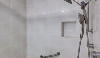 3200 La Rotonda Dr 407, Rancho Palos Verdes, CA 90275
