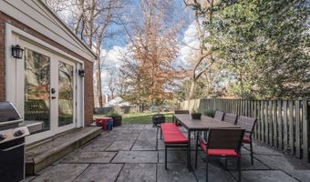 6007 WELBORN Dr, Bethesda, MD 20816