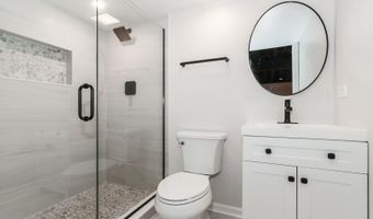 7 Shade Tree Ct, Algonquin, IL 60102