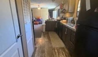 328 W 53rd St 50, Anderson, IN 46013