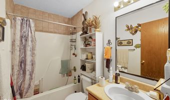 631 Deer Trail Dr, Indianapolis, IN 46217