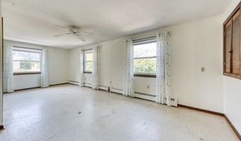 58 Towne Dr, Berlin, CT 06037