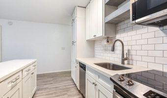 75-5681 KUAKINI Hwy 113, Kailua Kona, HI 96740