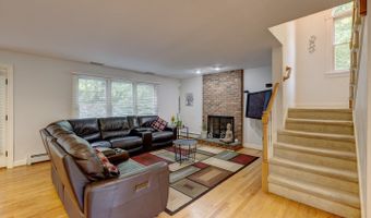 11 Lexington Rd, Avon, CT 06001