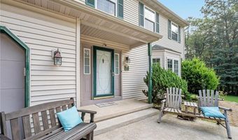 15 Oriole Ln, Alsace, PA 19606