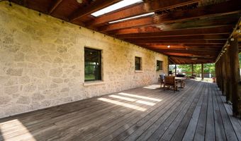 61900 Anker Ln, Bend, OR 97702