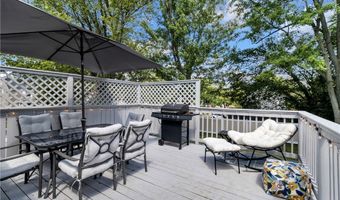 89 Olney Dr, Amherst, NY 14226