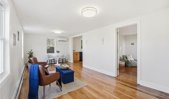 207 Mendon Rd, Cumberland, RI 02864