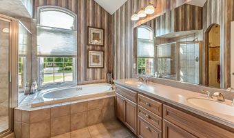 5401 Pinnacle Ct, Ann Arbor, MI 48108
