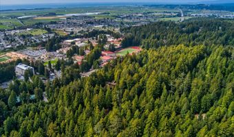 E 16th Street, Arcata, CA 95521