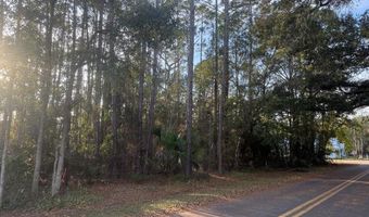 198 13th St, Apalachicola, FL 32320