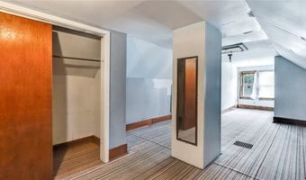 218 E Clark St, Alma Center, WI 54611