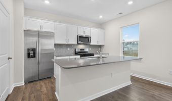 58 Green Laurel Dr, Angier, NC 27501