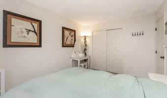 2429 S FRONT St, Allentown, PA 18103