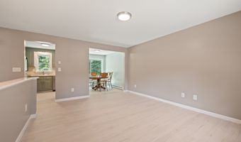 212 Rockwell Ave, Bristol, CT 06010