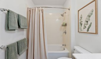 33 Kihalani St 403, Kihei, HI 96753