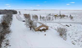 379501 N SHORE Dr, Aberdeen, SD 57401