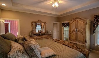 171 HUNTINGTON Trce, Anniston, AL 36207