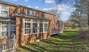 2000 GOLDEN MORNING Dr 32, Bowie, MD 20721