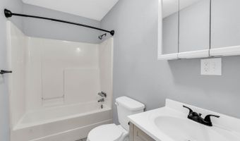 105 Bouslog St, Bay St. Louis, MS 39520