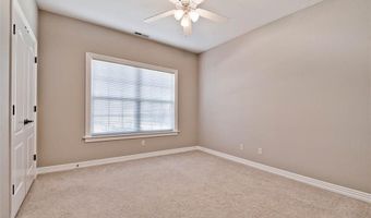 717 NE Essex Ct, Bentonville, AR 72712