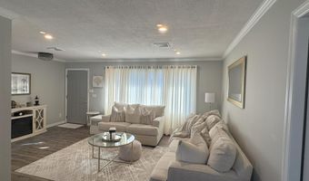 28 Birch St, Beachwood, NJ 08722