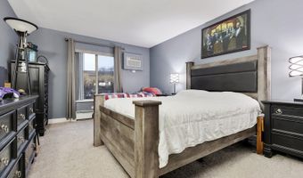 2415 N Kennicott Dr 1D, Arlington Heights, IL 60004