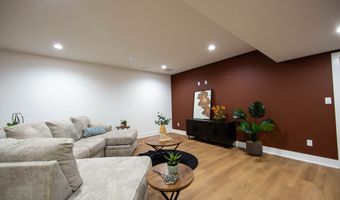 3874 Chapel Hill Ct, Bargersville, IN 46106