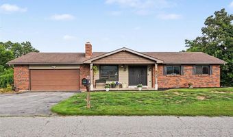 11 Windswept Dr, Arnold, MO 63010