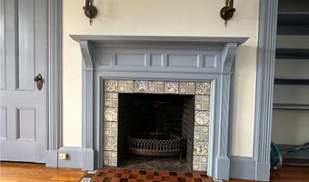 342 Broadway, Newport, RI 02840