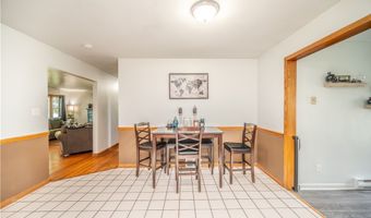 3832 Edinburgh Dr, Austintown, OH 44511