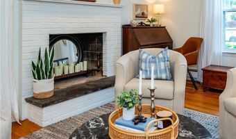 155 Oakdale Rd, North Kingstown, RI 02852