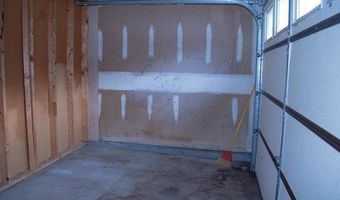 11 Melissa Ct, Albany, NY 12205