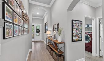 7020 OLD BENTON Dr, Apollo Beach, FL 33572