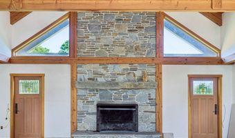 817 Gulf Rd, Barnard, VT 05031