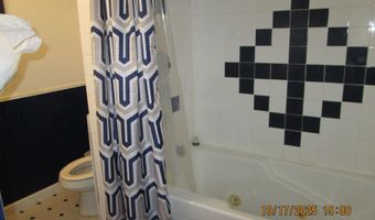 1006 Locust St, Atlantic, IA 50022