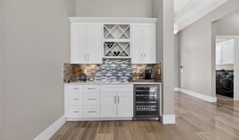 638 MANNS HARBOR Dr, Apollo Beach, FL 33572