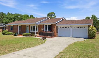 122 Forest Dr, Aberdeen, NC 28315