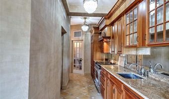 127 Harrison Ave 10, Newport, RI 02840