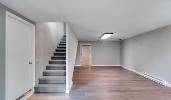 3329 Tally Ho Ln, Madison, WI 53705