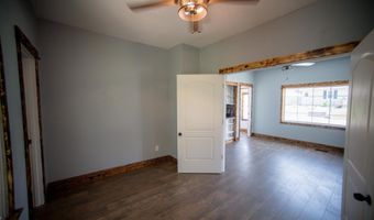 504 W 6th St, Bicknell, IN 47512