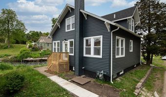 26415 W Beach St, Antioch, IL 60002